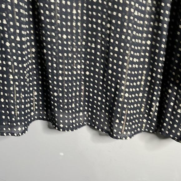 Collective Concepts Navy Blue Sheer Polka Dot Blouse Size 2X - Picture 5 of 8